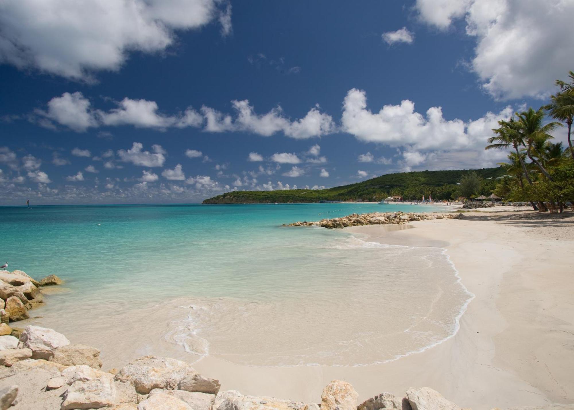 Buccaneer Beach Club Dickenson Bay Ngoại thất bức ảnh