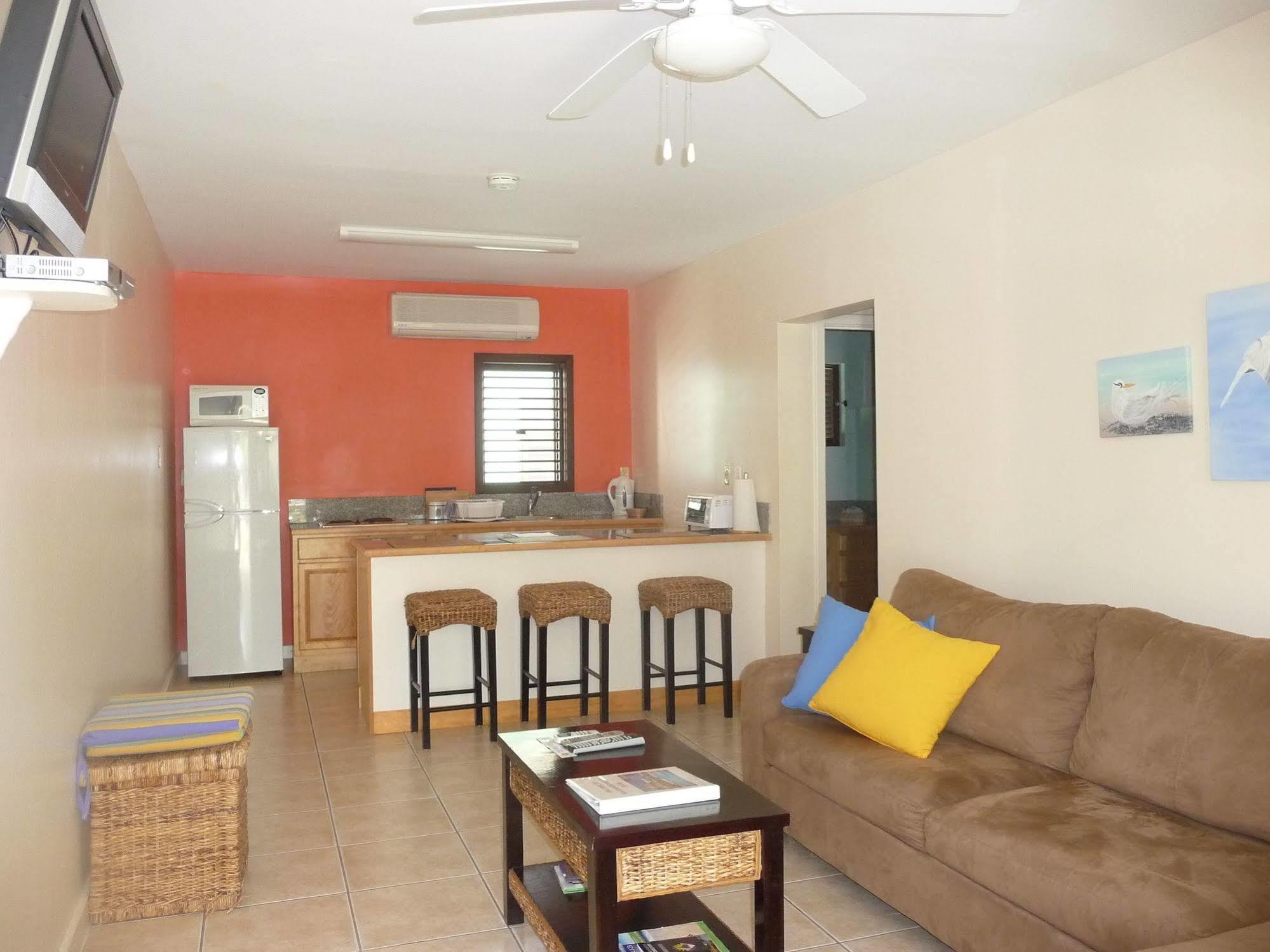 Buccaneer Beach Club Dickenson Bay Ngoại thất bức ảnh